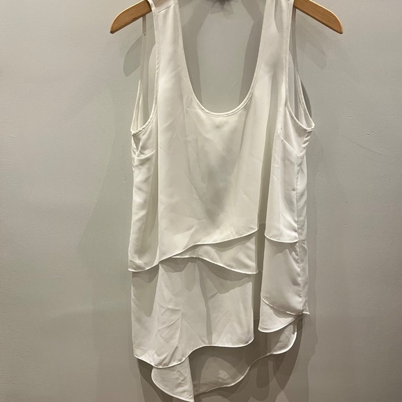 Layered tank top - Picture 2 of 8